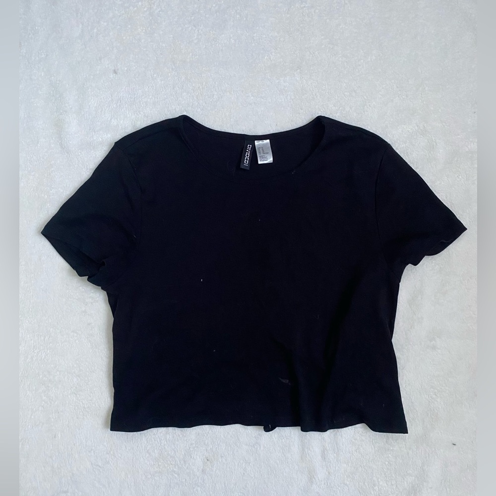 Black tshirt
